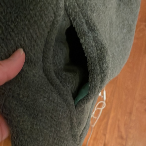 Patagonia polar rarely worn! - Picture 5 of 6